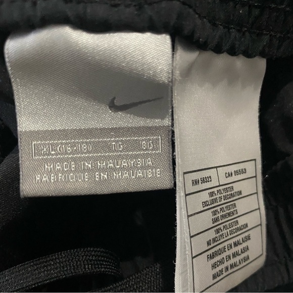 Nike Classic Striped Athletic Pants (Size:XL, Color:Black/White) - Picture 3 of 4